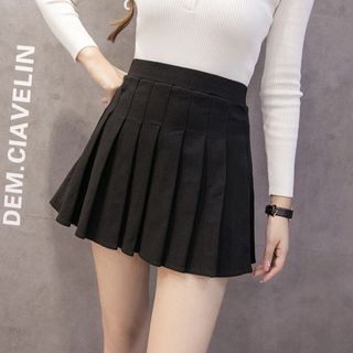 Chân váy xếp li