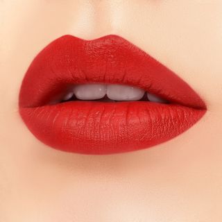 Son Miss SaiGon Lady In Red