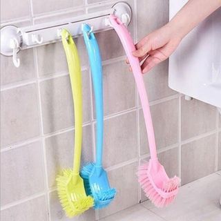 Chổi cọ toilet 2 đầu thông minh có 2 mặt cọ trên và dưới, giúp làm sạch dễ dàng các vết bẩn khó xử lý giá sỉ