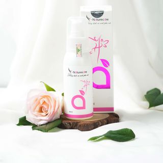 V NATURECARE dung dịch vệ sinh phụ nữ