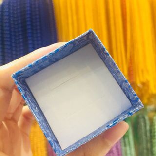 Hộp kim tuyến đựng nhẫn đôi