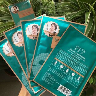 Mặt nạ tuyết băng