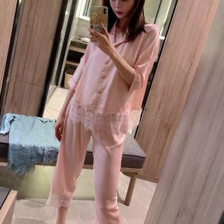 Đồ ngủ pijama tay lỡ quần lửng lụa pha ren hàng QC cao cấp