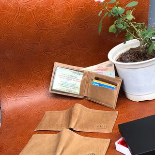 Xưởng ví da