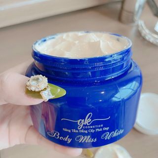 BODY miss white giáng Kiều