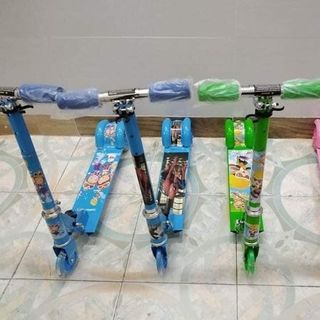 chiếc xe trượt scooter cho bé về sll