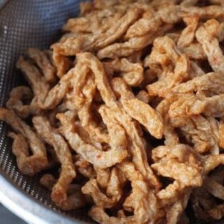 Chả cá mối bán bánh mì