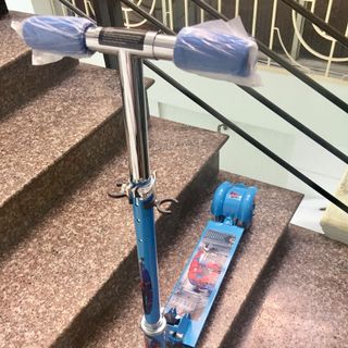 Xe trượt Scooter khung sắt 3 bánh phát sáng