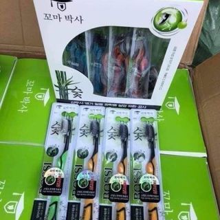 Bàn chải đánh răng than tre - Hàn Quốc