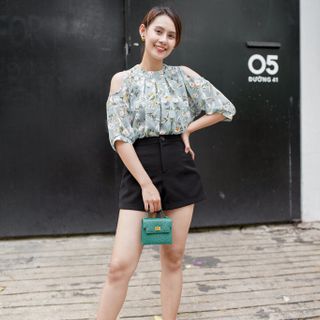 Áo voan hoa khoét tay sành điệu- Hàng Thiết Kế
