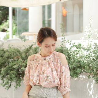 Áo voan hoa khoét tay sành điệu- Hàng Thiết Kế