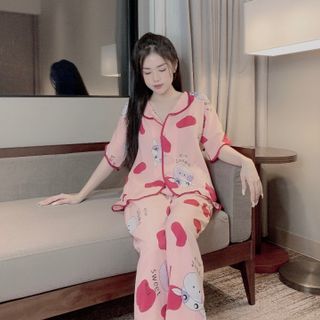 Pijama cánh dơi
