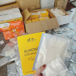 Set tắm trắng hạnh nhân dừa