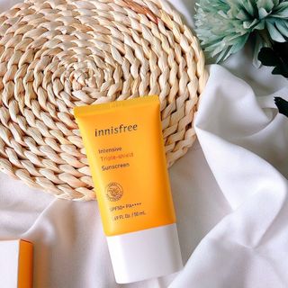Kem Chống Nắng Inniisfree 3 in 1 Chống Nắng Trắng Da Chống Lão Hóa