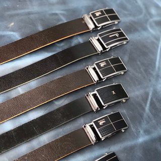 Dây lưng da tại xưởng