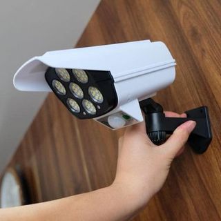 ĐÈN NĂNG LƯỢNG MẶT TRỜI GIẢ CAMERA