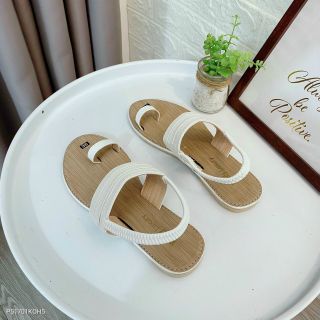 Sandal sỏ ngón kiểu