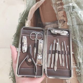 Bộ cắt móng tay chân 12 món