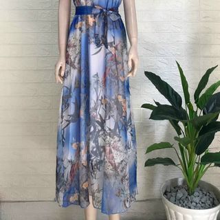 ĐẦM MAXI HỌA TIẾT HOA LÁ YÊU KIỀU CHO NHỮNG NGÀY DẠO BIỂN Giá: 395.000 đ Mã sản phẩm: UC-4A00-2168 ----- ĐẦM MAXI HỌA TIẾT HOA LÁ YÊU KIỀU CHO NHỮNG NGÀY ĐI BIÊN