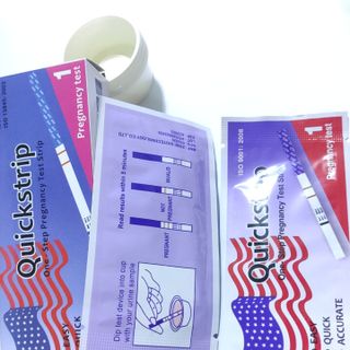 Que thử thai Quickstrip
