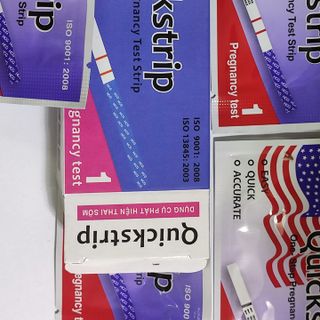 Que thử thai Quickstrip