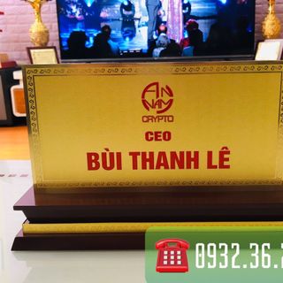 Sản xuất biển chức danh gỗ đồng, biển chức danh để bàn, biển chức danh giám đốc