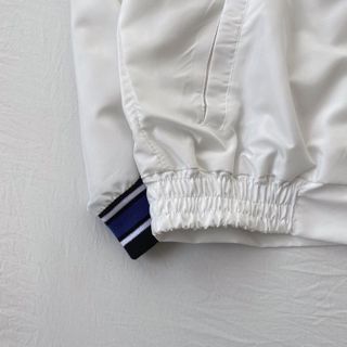 Áo khoác dù kiểu bomber logo in 2 thân bao đẹp