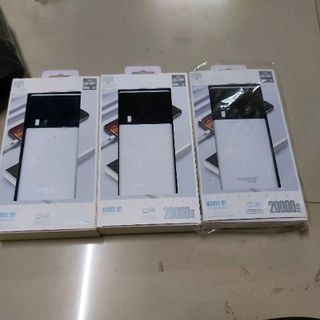 pin dự phòng có màn hình