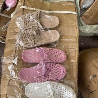 Dép đi cho nữ