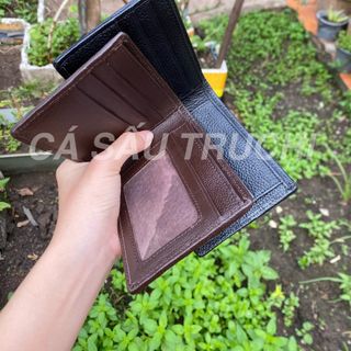 Ví cá tại xưởng