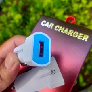 Sạc nhanh ô tô Maxpo D10, công nghệ Q.C 3.0