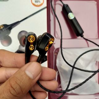 Tai bluetooth có dây Maxpo BL02 - kiểu dáng Sport