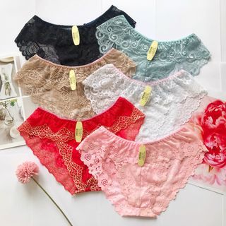 Quần lót ren sịt sò