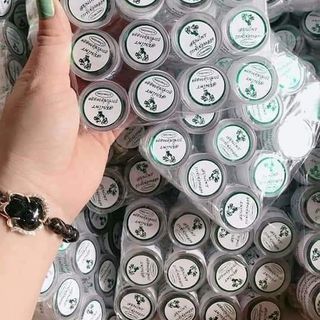 Viên đặt se khít vùng kín Thái Lan