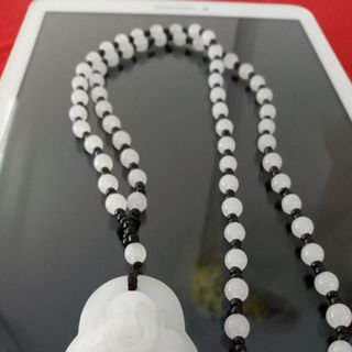Dây chuyền vòng đeo cổ mặt đá