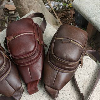 Túi đeo chéo nam da bò 100% | Túi da đeo chéo trước ngực thời trang, tiện dụng, đẳng cấp tại Sâu Sách Store