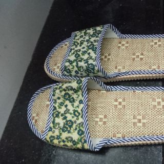 Dép chiếu nam nữ