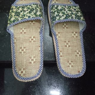 Dép chiếu nam nữ
