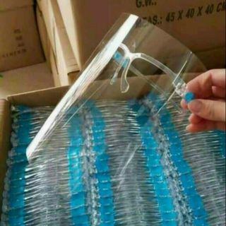 Kính bảo hộ chống giọt bắn