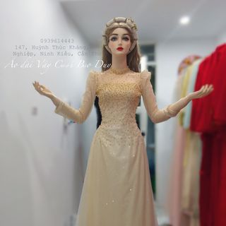 Áo dài thiết kế lấp lánh