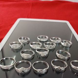 Nhẫn đeo tay đủ mẫu xinhhh