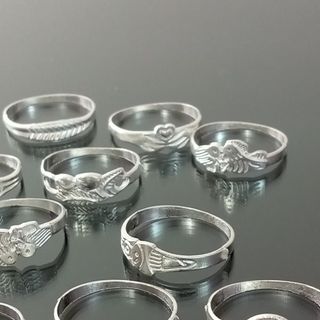 Nhẫn đeo tay đủ mẫu xinhhh