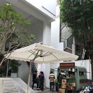 DÙ NGOÀI TRỜI, LỆCH TÂM VUÔNG 3m x 3m, sắt hộp dày chắc chắn ( đã bao gồm đế)