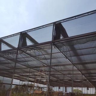 Lưới che công công trình, che chắn công trình vườn ươm... nguyên cuộn 2m x 25m ( màu xanh)
