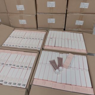 Kem trị Thâm body Vivid White- nội Địa Hàn Quốc