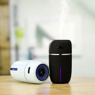 Máy khuếch tán tinh dầu Ô TÔ, Xe Hơi Siêu Âm Cao Cấp Phun sương tinh dầu khử mùi hôi. Giá Sỉ
