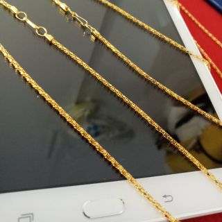Vòng đeo cổ dây chuyền mạ vàng