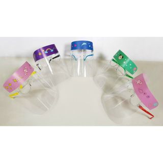 Kính chắn giọt cho bé, có gọng kính
