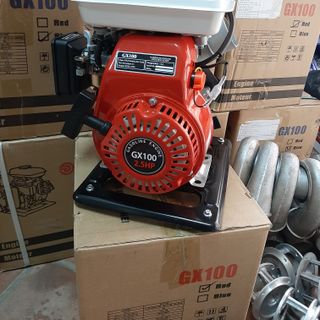 Máy bơm nước chạy xăng