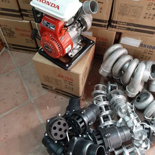 Máy bơm nước chạy xăng